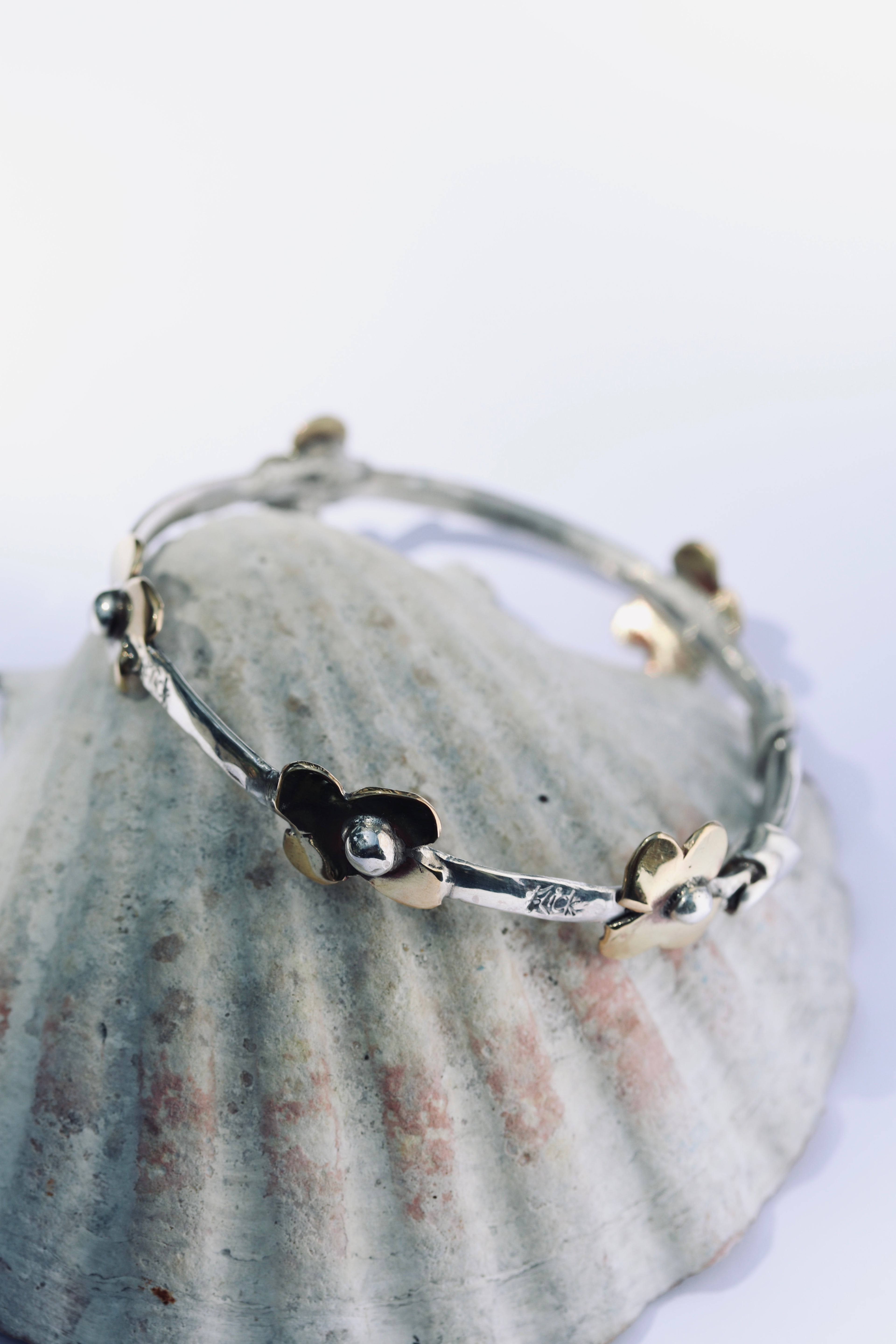 Daisy bangle, Brass and Silver