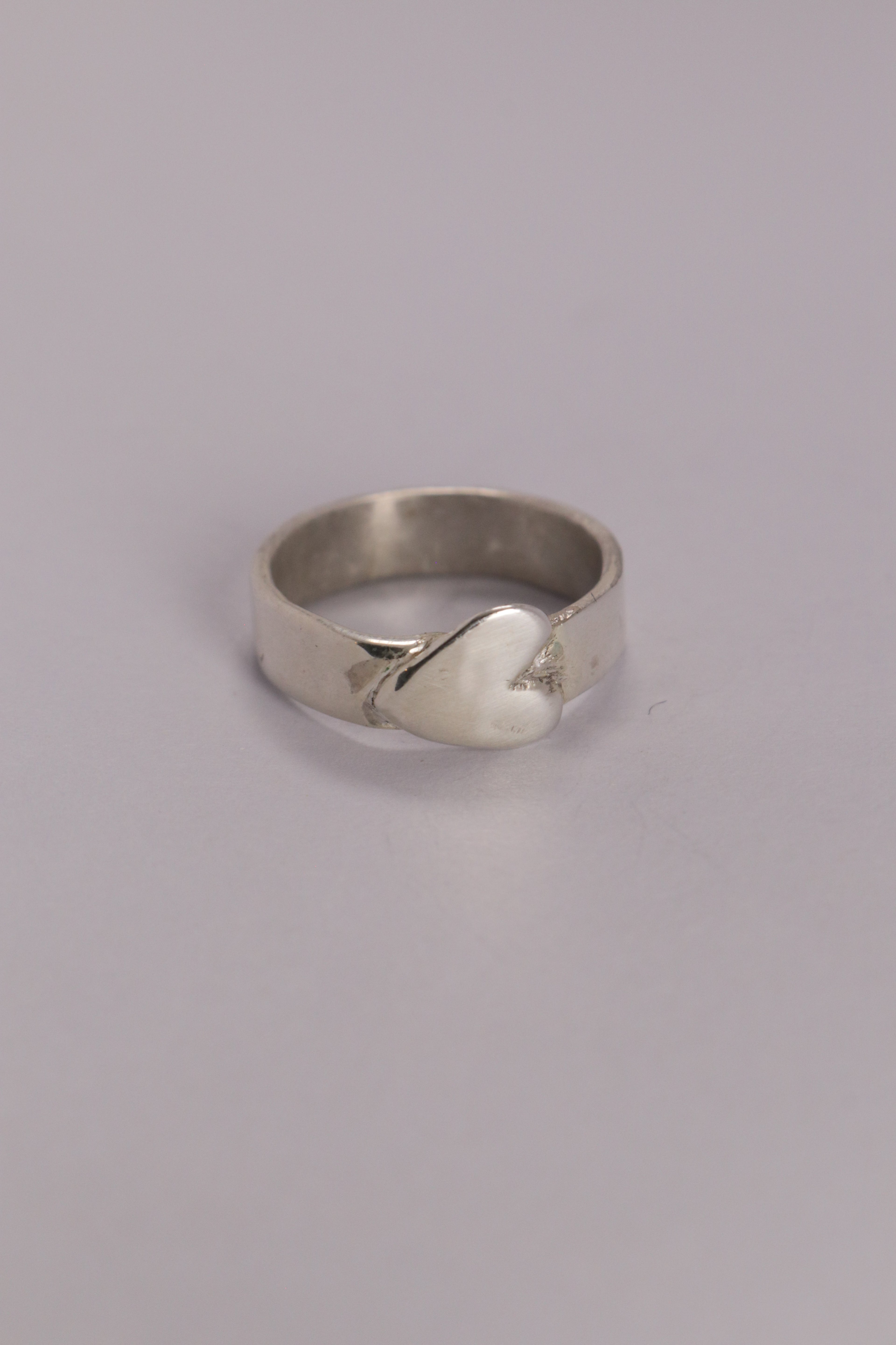 Love on the side Silver Ring