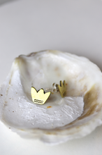 Load image into Gallery viewer, King Stud Brass