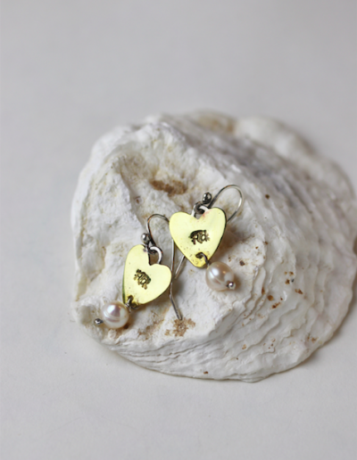 Heart and pearl earrings